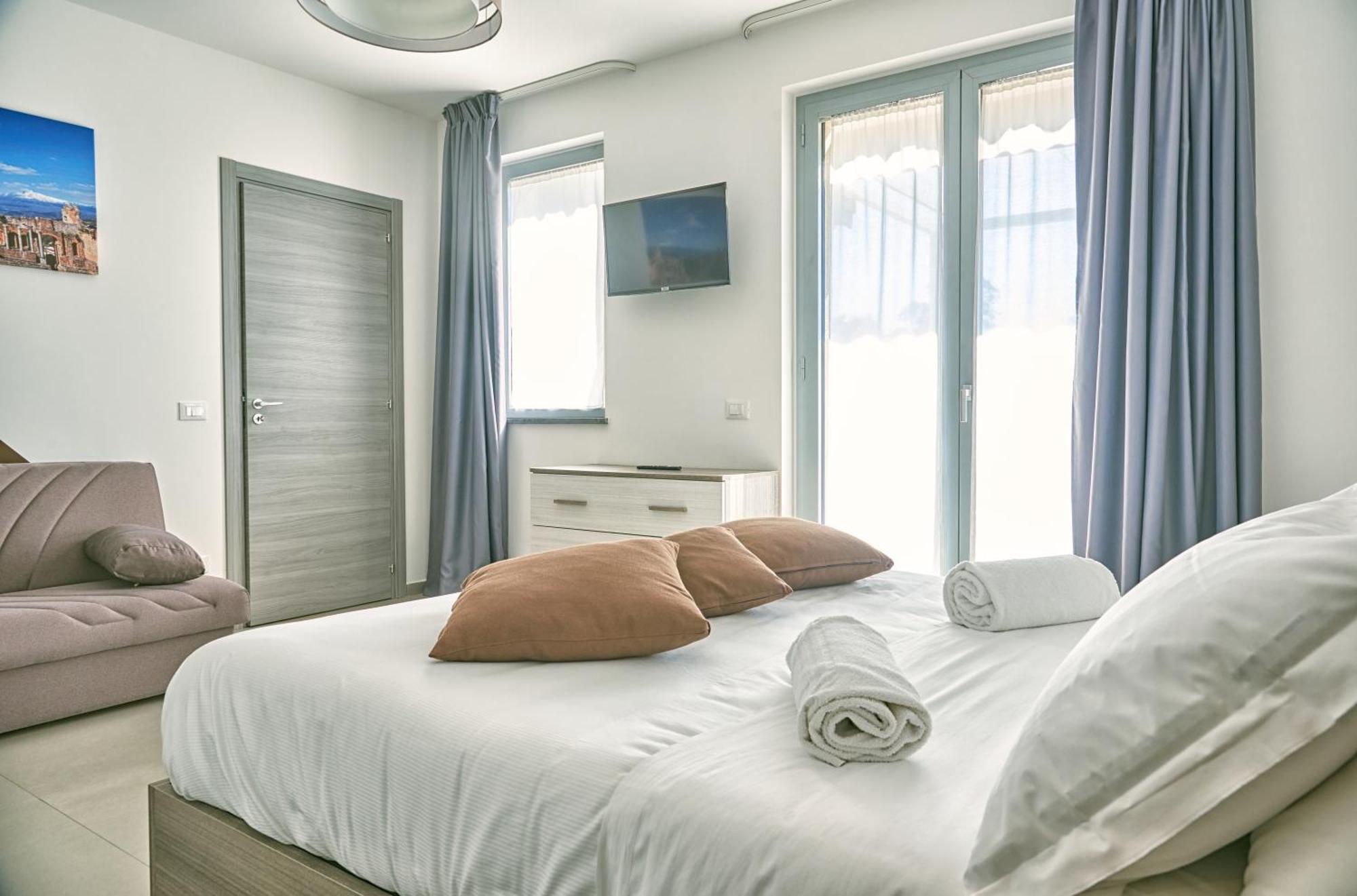 Il Casale Di Monacella Aparthotel Santa Venerina